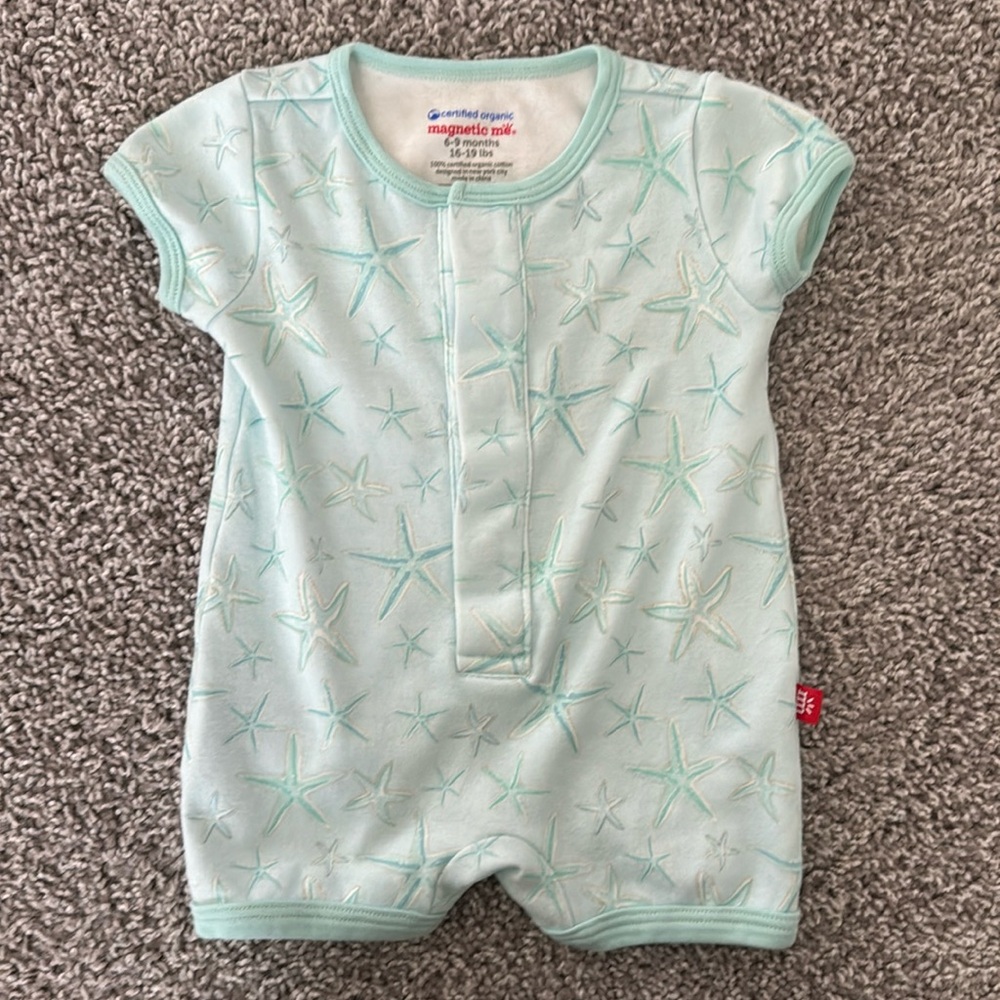 NEW! Magnetic Me starfish romper shortie, size 6-9mo